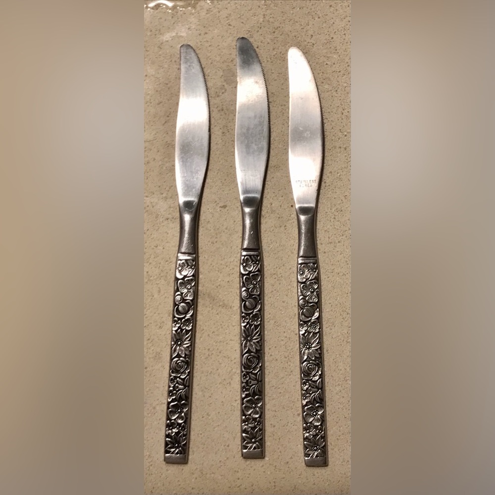 HANFORD FORGE Modern Solid Knife
Finesse (Stainless) Set of 3